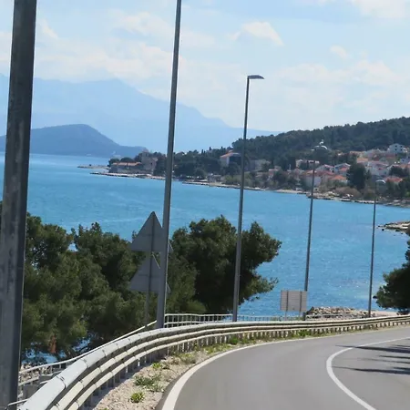 Apartman Nely - Sea, Terrace And Peace
