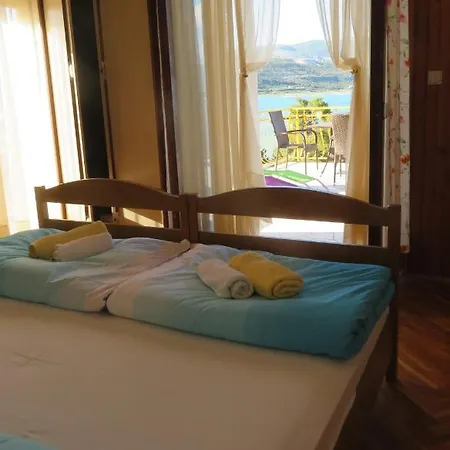 Apartman Nely - Sea, Terrace And Peace *