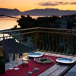 Lägenhet Nely - Sea, Terrace And Peace
