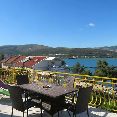 Nely - Sea, Terrace And Peace 特罗吉尔